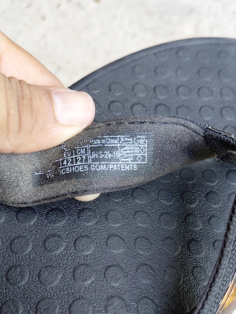 Vionic Sandals - Picture 3 of 5